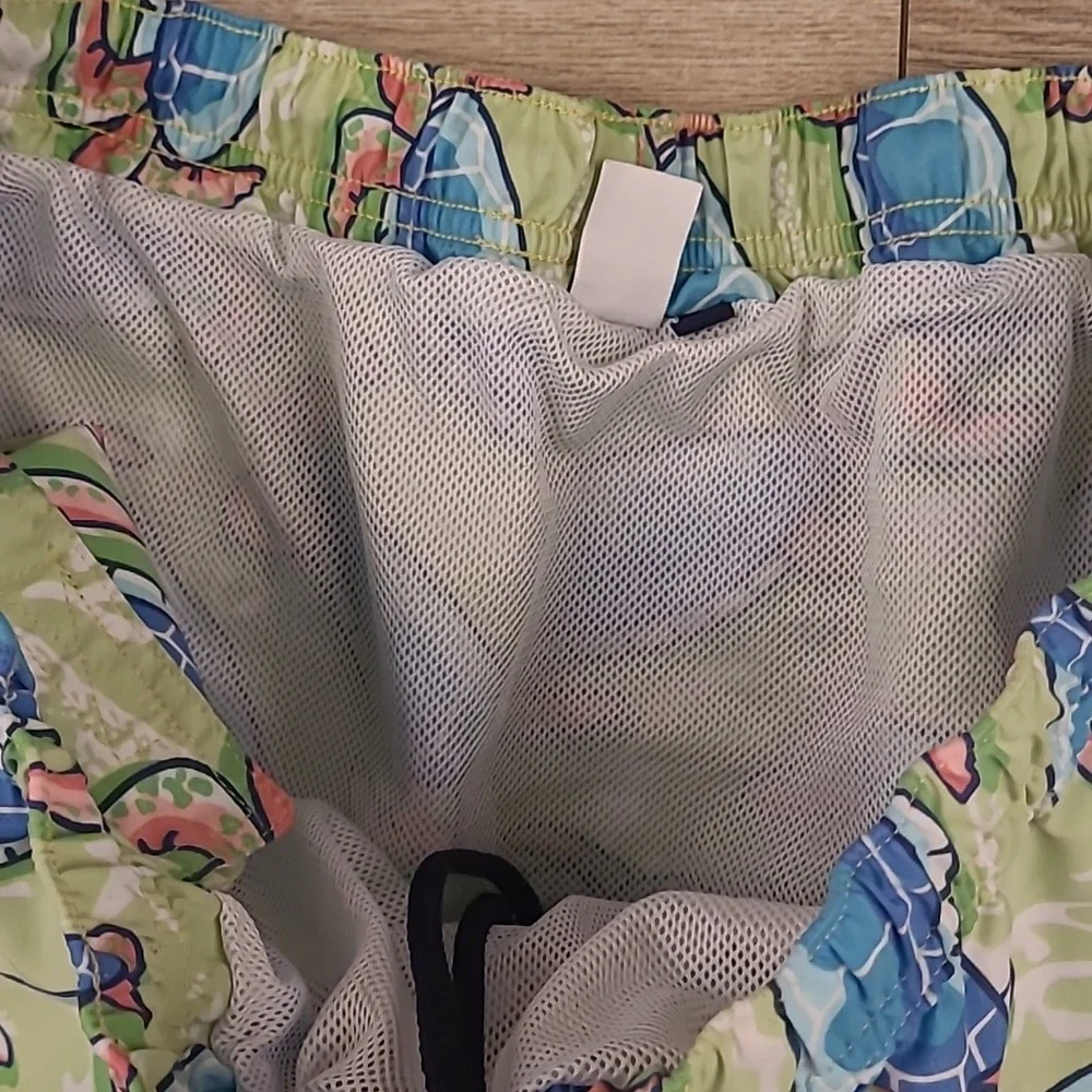 VINEYARD VINES‎ Green Blue Whimsical Turtles Pattern Mens XL Swim Trunks Shorts